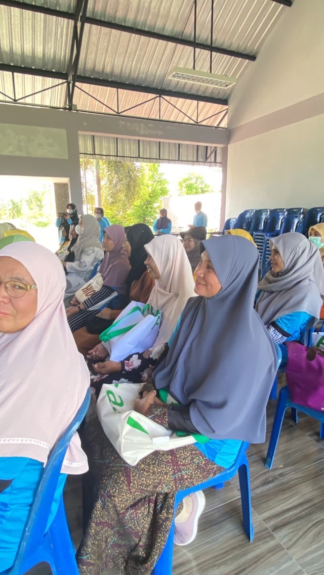 โครงการส่งเสิมอาชีพให้กับกลุ่มสตรี แม่บ้าน และประชาชนทั่วไป ประจำปี 2567  ณ.ฟาร์มตัวอย่าง