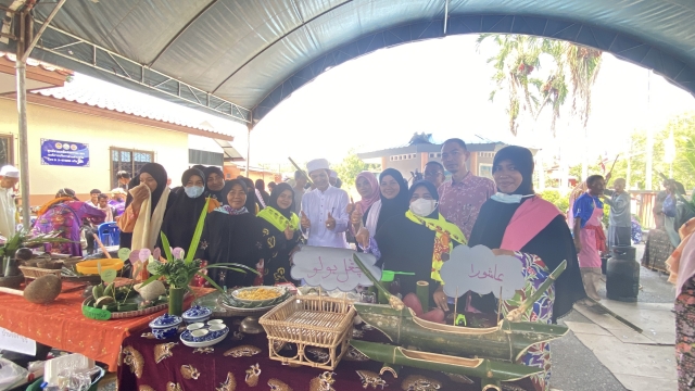 โครงการอาซูรอสัมพันธ์ ปรำจะปีงบประมาณ 2568