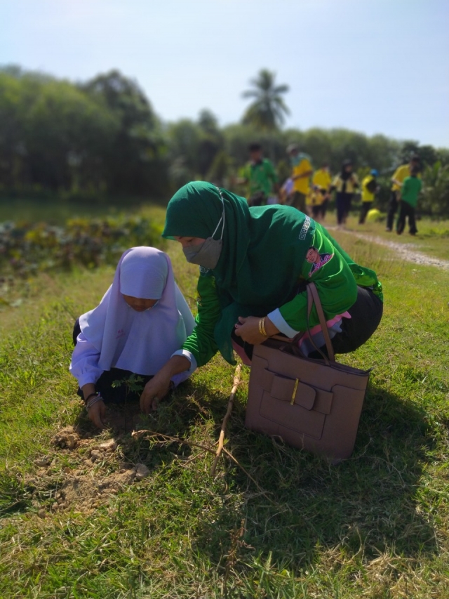 โครงการปลุกต้นไม้เฉลิมพระเกียรติสมเด็จพระบรมราชินีนาถเนื่องในวันต้นไม้ประจำปีของชาติ พ.ศ.2565