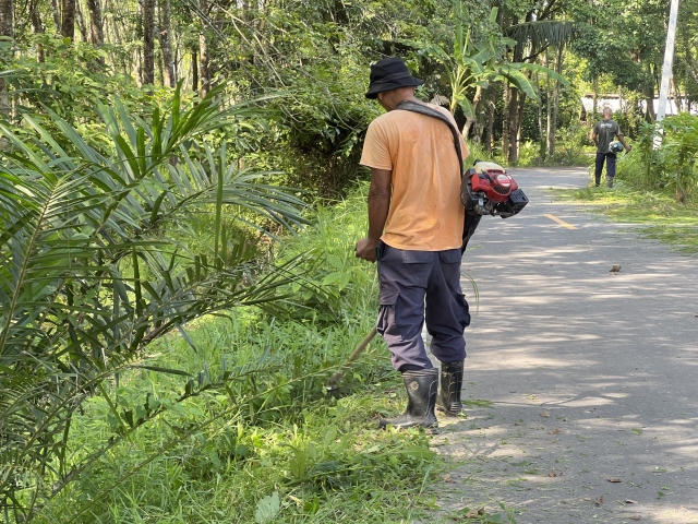 โครงการจัดระเบียบท้องถิ่น 1 อทป. 1 ถนนสวย ปลอดภัย