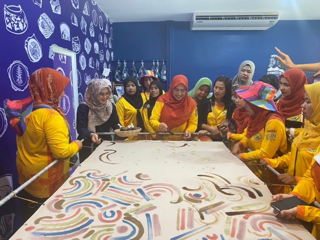โครงการส่งเสิมอาชีพให้กับกลุ่มสตรี แม่บ้าน และประชาชนทั่วไป ประจำปี 2567  ณ.ฟาร์มตัวอย่าง