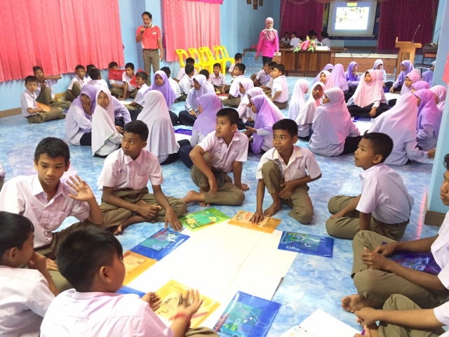 อบรมให้ความรู้การตั้งครรภ์ในวัยรุ่น