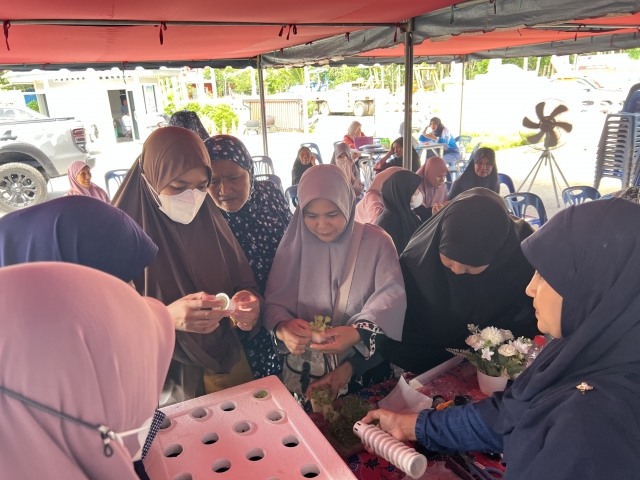 โครงการส่งเสริมอาชีพให้กับกลุ่มสตรี แม่บ้าน และประชาชนทั่วไป ประจำปีงบประมาณ พ.ศ. 2568