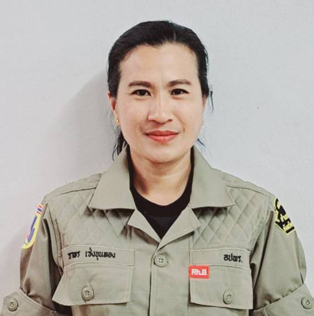 นางวราพร เซ่งขุนทอง คนงานทั่วไป